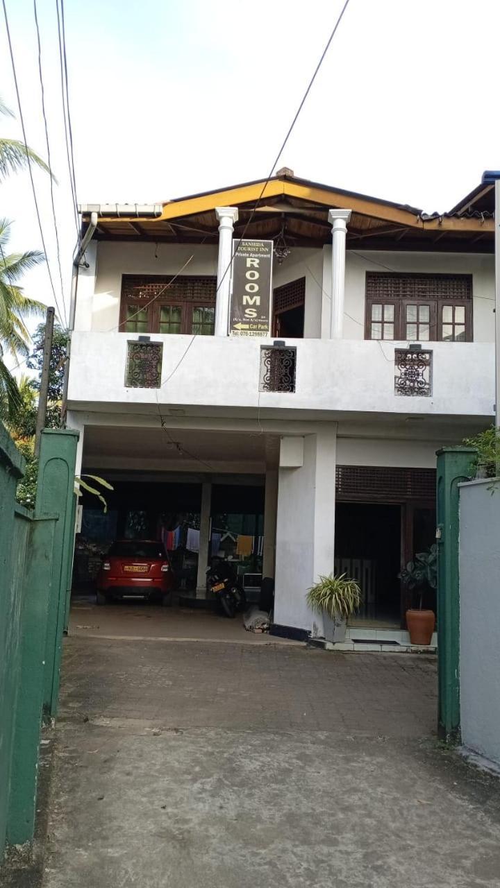 The Sanhinda Tourist Inn Colombo Nugegoda Exterior photo